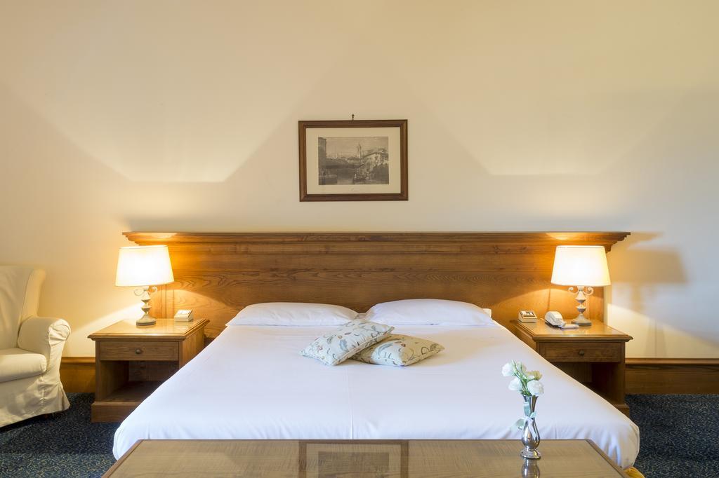 Castello Chiola Dimora Storica Hotell Loreto Aprutino Eksteriør bilde