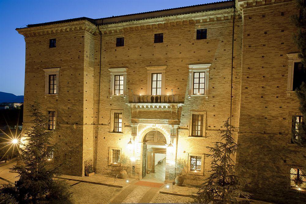 Castello Chiola Dimora Storica Hotell Loreto Aprutino Eksteriør bilde