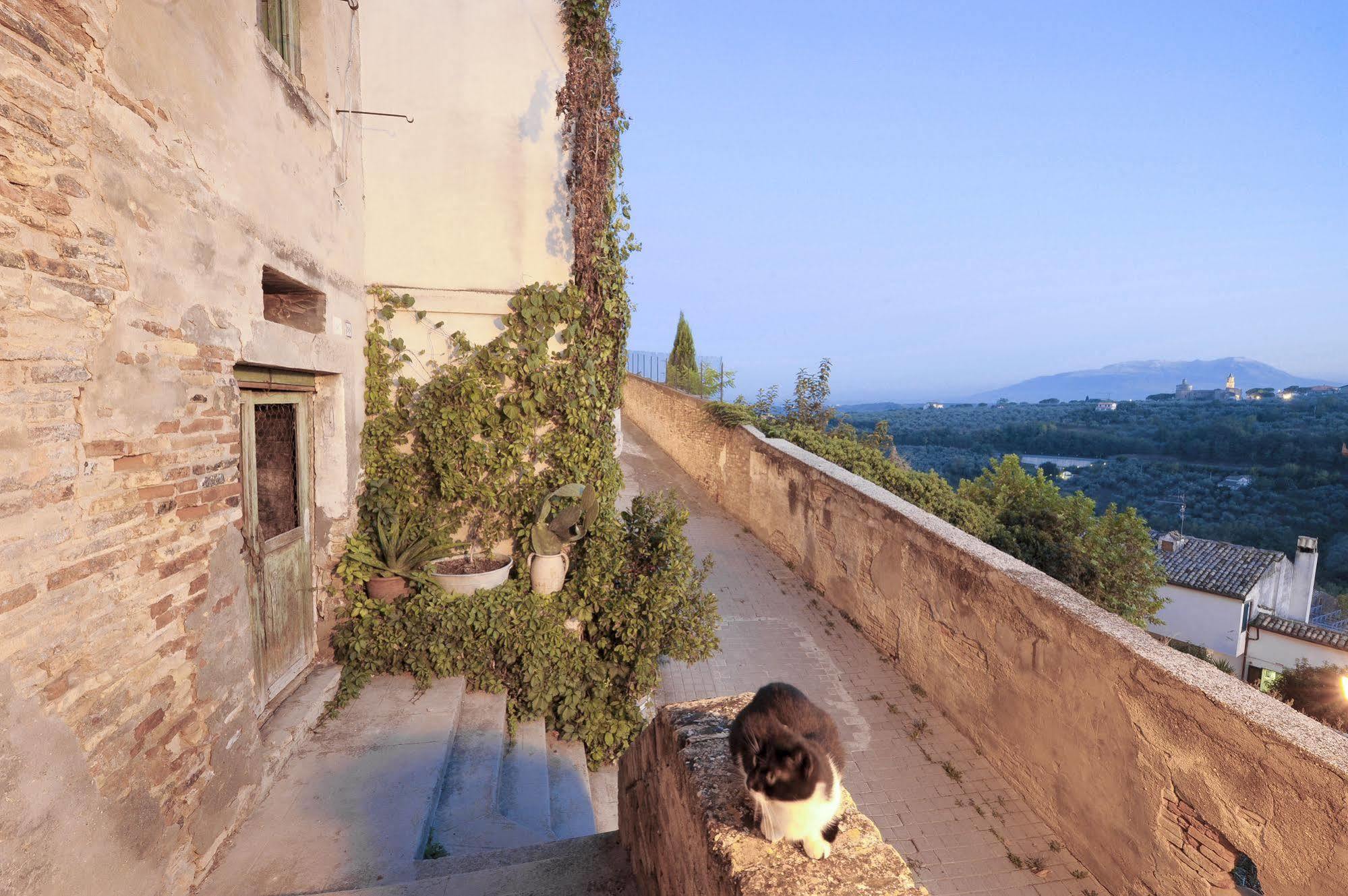 Castello Chiola Dimora Storica Hotell Loreto Aprutino Eksteriør bilde